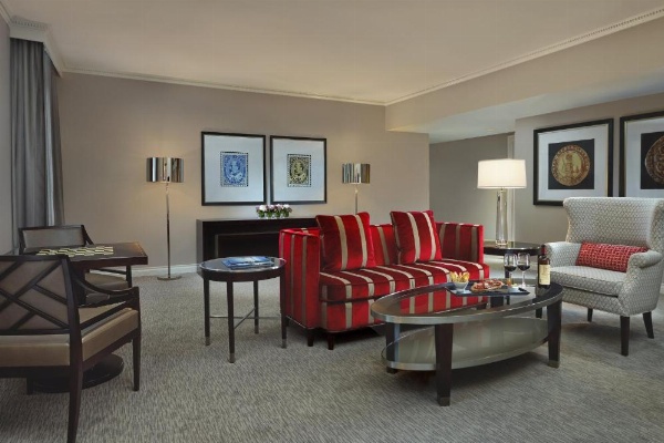 The Omni King Edward Hotel image 28